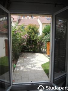 For rent Asnieres-sur-seine 1 room 13 m2 Hauts de Seine (92600) photo 4