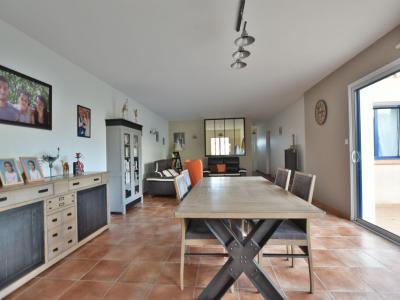 For sale CENTRE VILLE 6 rooms 144 m2 Maine et loire (49300) photo 0