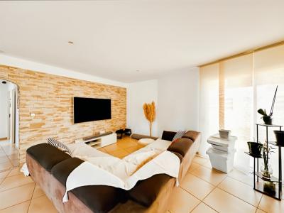 Louer Maison Villemoustaussou 950 euros