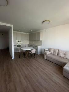 For rent Paris-8eme-arrondissement 2 rooms 28 m2 Paris (75008) photo 0