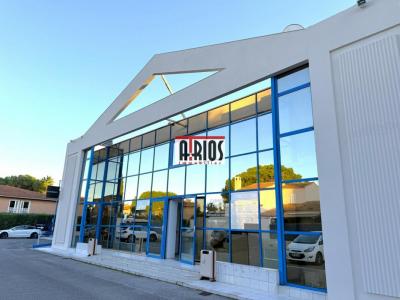 Louer Bureau 315 m2 Hyeres