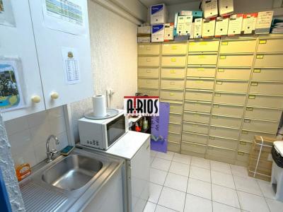 Louer Bureau Hyeres 56700 euros