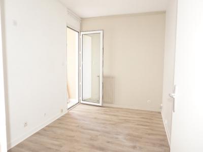 Louer Appartement Ecully 1012 euros