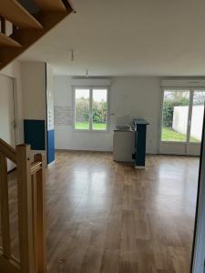 Annonce Location 5 pi�ces Maison Moliens 60