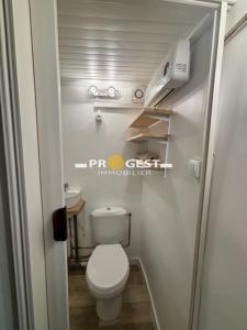 For rent Roquevaire 1 room 11 m2 Bouches du Rhone (13360) photo 4