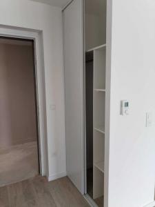 For rent Melun 2 rooms 42 m2 Seine et marne (77000) photo 3