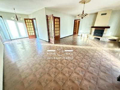 For sale Saint-martin-de-crau 5 rooms 124 m2 Bouches du Rhone (13310) photo 1