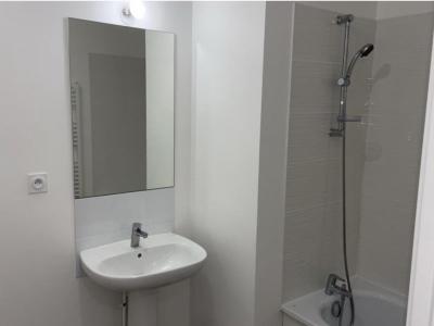 For rent Corbeil-essonnes 3 rooms 60 m2 Essonne (91100) photo 0