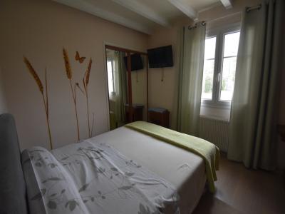 For sale Champniers NORD (communes au Nord d'Angoul�me) 6 rooms 170 m2 Charente (16430) photo 4