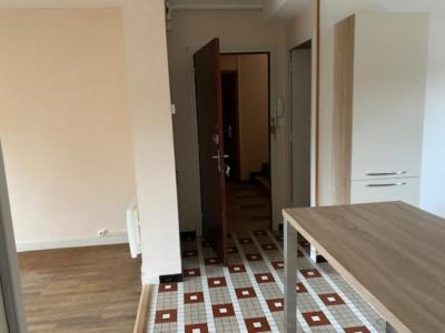 Louer Appartement Montrevel-en-bresse 690 euros