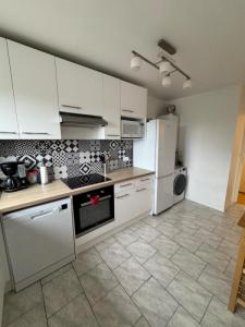 For rent Maurepas 2 rooms 52 m2 Yvelines (78310) photo 2