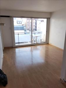 For rent Puteaux 1 room 29 m2 Hauts de Seine (92800) photo 1