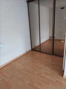 For rent Puteaux 1 room 29 m2 Hauts de Seine (92800) photo 4
