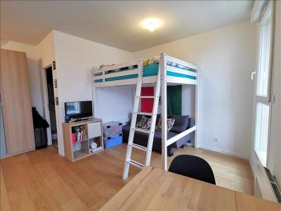 Louer Appartement Montreuil 890 euros