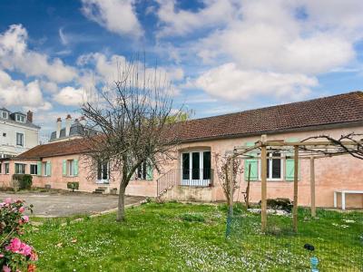 For sale Avallon 6 rooms 175 m2 Yonne (89200) photo 0
