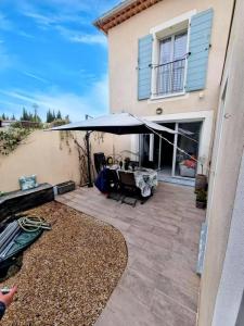 For sale Tour-d'aigues 4 rooms 90 m2 Vaucluse (84240) photo 0