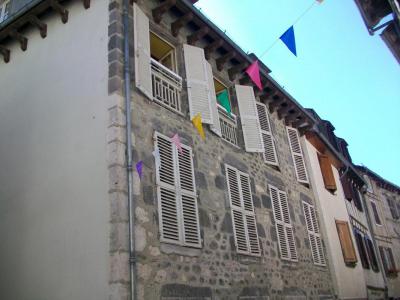 For rent Mur-de-barrez 3 rooms 54 m2 Aveyron (12600) photo 0