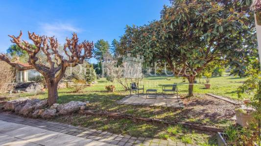 For sale Uzes 12 rooms 200 m2 Gard (30700) photo 3