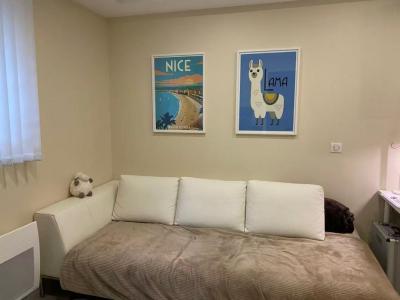 For rent Issy-les-moulineaux 2 rooms 35 m2 Hauts de Seine (92130) photo 1