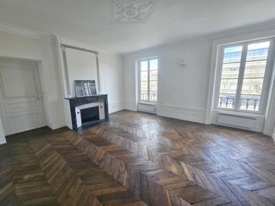 Louer Appartement 133 m2 Clermont-ferrand