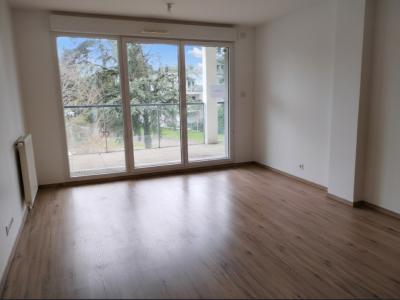 For rent Nantes 3 rooms 58 m2 Loire atlantique (44200) photo 3