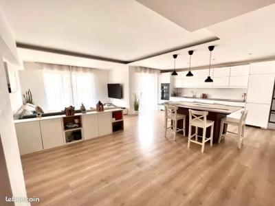 For rent Cagnes-sur-mer 4 rooms 100 m2 Alpes Maritimes (06800) photo 2