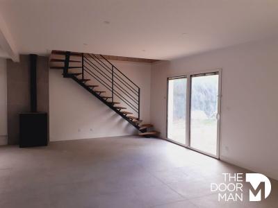 For rent Perray-en-yvelines 5 rooms 124 m2 Yvelines (78610) photo 1