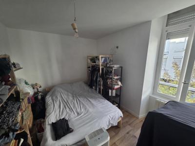 For sale Nantes 2 rooms 33 m2 Loire atlantique (44200) photo 2