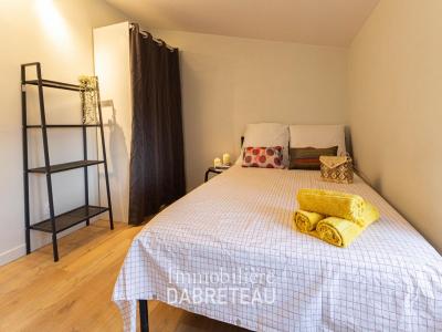 For rent Venissieux 9 rooms 149 m2 Rhone (69200) photo 1