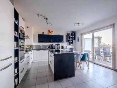 For sale Evian-les-bains 4 rooms 110 m2 Haute savoie (74500) photo 0