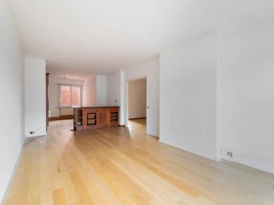 For sale Lille 4 rooms 102 m2 Nord (59800) photo 2