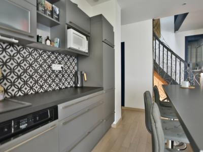 For sale CENTRE VILLE 5 rooms 100 m2 Maine et loire (49300) photo 3