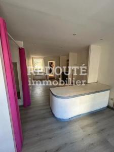 Louer Local commercial Reims 7800 euros