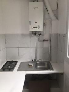 For rent Paris-20eme-arrondissement 1 room 19 m2 Paris (75020) photo 2