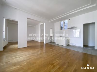 Louer Appartement Paris-9eme-arrondissement 1764 euros