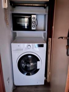 For rent Begles 1 room 14 m2 Gironde (33130) photo 2