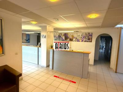 Annonce Vente Bureau Hyeres 83