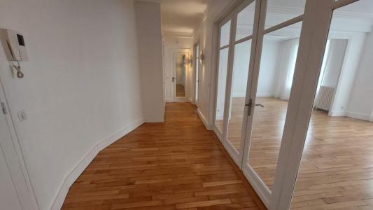 Louer Appartement 108 m2 Neuilly-sur-seine