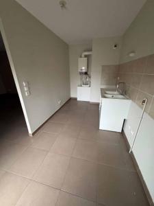 Louer Appartement Saint-julien-les-villas Aube