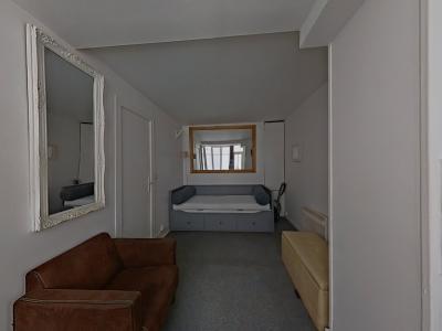 For rent Paris-9eme-arrondissement 1 room 16 m2 Paris (75009) photo 1