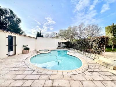 Acheter Maison 211 m2 Mouries