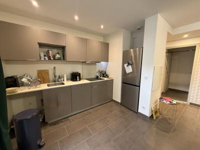 For sale HYPER CENTRE 3 rooms 62 m2 Pyrenees atlantiques (64000) photo 2