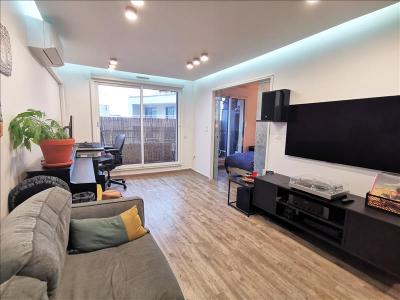 For rent Paris-19eme-arrondissement 2 rooms 43 m2 Paris (75019) photo 2