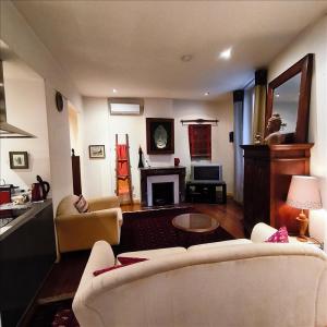 For rent Beaurecueil AIX-EN-PROVENCE 4 rooms 88 m2 Bouches du Rhone (13100) photo 4