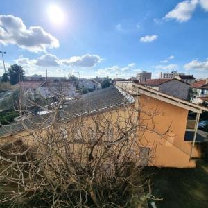 For sale Lyon-8eme-arrondissement 4 rooms 92 m2 Rhone (69008) photo 0