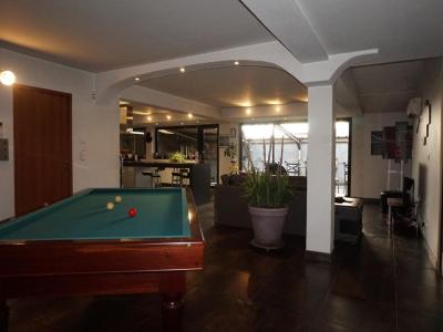 Acheter Appartement 269 m2 Chambon-feugerolles