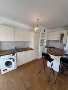 Louer Appartement Paris-14eme-arrondissement 2300 euros