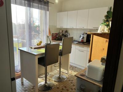 Acheter Immeuble 351 m2 Lavit