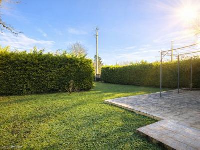 For sale Ruffec 6 rooms 192 m2 Charente (16700) photo 1