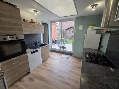 For sale Tourcoing 4 rooms 72 m2 Nord (59200) photo 2